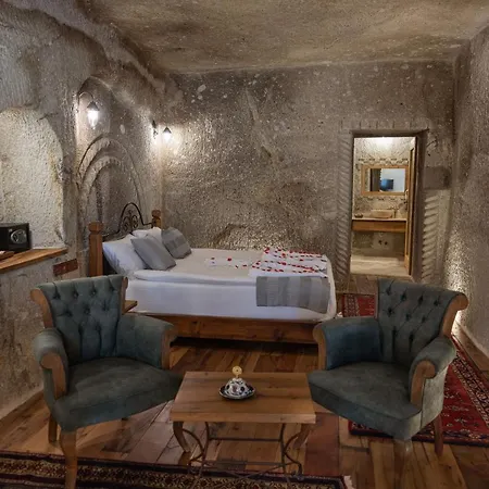 Sarnich Cave * Göreme