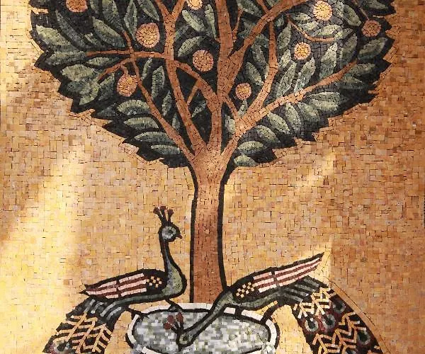 酒店 Sarnich Cave 3*