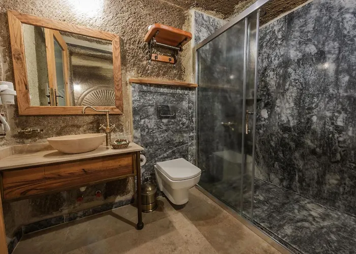 Sarnich Cave 格雷梅