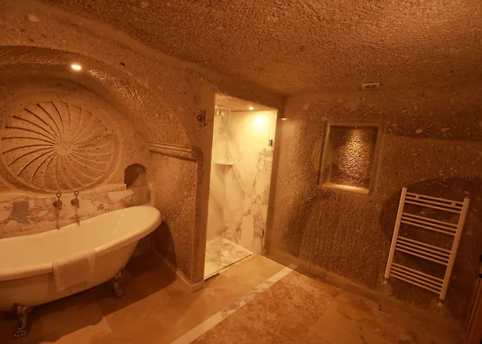 Sarnich Cave 3* 格雷梅